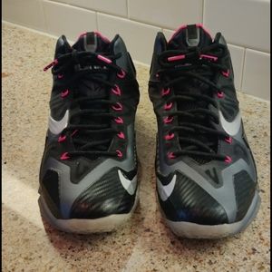 Nike Lebron 11 Miami Nights